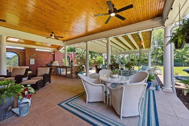 Beautifully maintained, thoughtfully appointed, and ideally - photo 56