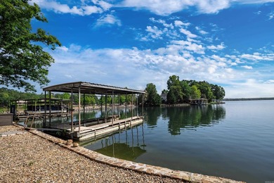 Rare opportunity on Lake Balboa! This custom-built waterfront - photo 5