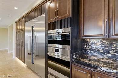 Rare luxury penthouse in the highly sought-after Mira Villa - photo 13