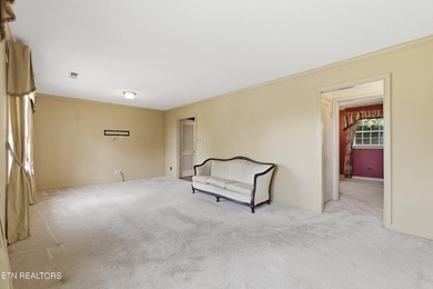 Prime Kingston Location with Seasonal Lake Views & Timeless - photo 18