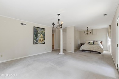 Prime Kingston Location with Seasonal Lake Views & Timeless - photo 26