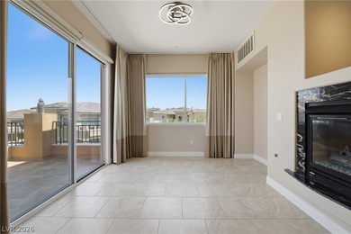 Rare luxury penthouse in the highly sought-after Mira Villa - photo 27
