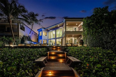Indulge in the pinnacle of coastal luxury at this direct - photo 3