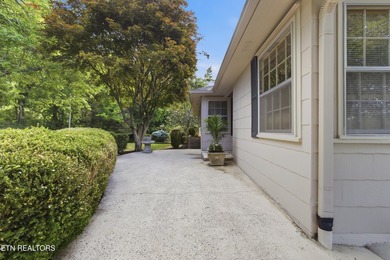 Prime Kingston Location with Seasonal Lake Views & Timeless - photo 46