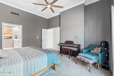 Fully renovated 2-bedroom, 2-bathroom townhouse in sought after - photo 16