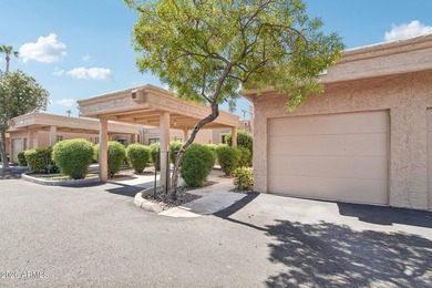 Fully renovated 2-bedroom, 2-bathroom townhouse in sought after - photo 26