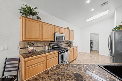 Beautiful 2-bedroom, 2-bathroom home with office in gated - photo 5