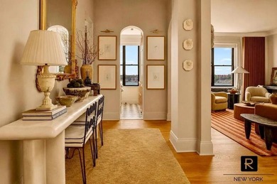 Perched high above Riverside Park, Residence 9F is a masterfully - photo 7