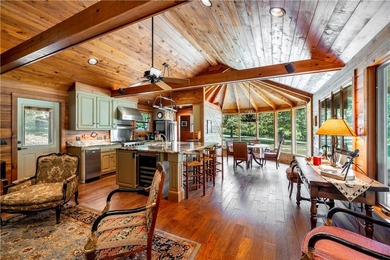 Discover 1,190 contiguous acres on the edge of the Buffalo River - photo 5