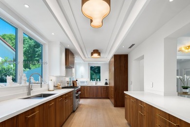 Rarely available Art-deco home designed by famous architect - photo 14