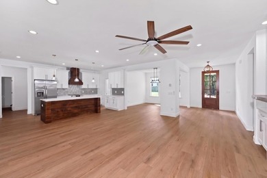New Construction on Johns Island! This thoughtfully designed - photo 15