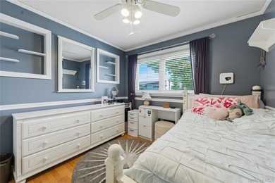 Beautifully maintained and thoughtfully updated, this spacious 4 - photo 15