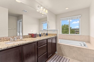 If you've been looking for a 5 bedroom + office, 4 bathroom home - photo 20