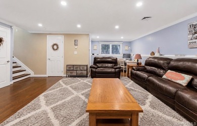 Beautifully maintained and thoughtfully updated, this spacious 4 - photo 21