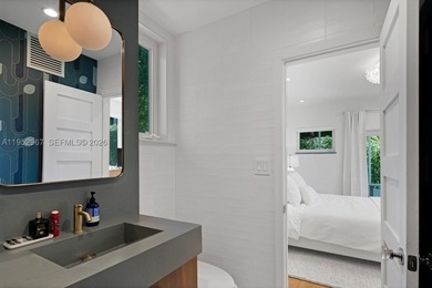 Rarely available Art-deco home designed by famous architect - photo 26