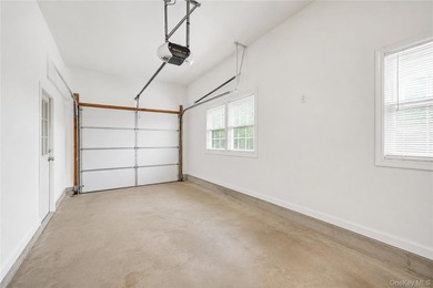 Beautifully maintained and thoughtfully updated, this spacious 4 - photo 33