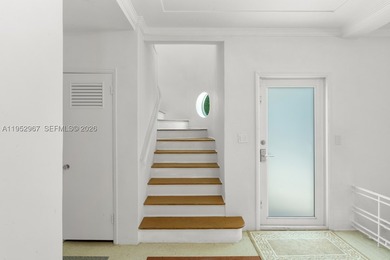 Rarely available Art-deco home designed by famous architect - photo 36