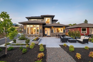 Beautiful 2-Bedroom, 2-Bath Condominium in the Highly