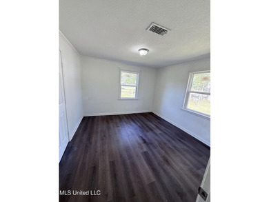 This house comes with a REDUCED RATE as low as 5.125% (APR 5 - photo 10