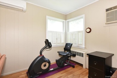 Welcome To 344 New York Ave. In Massapequa Park! This Beautiful - photo 15