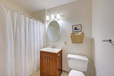 Enjoy the ease of one level living in this well maintained 2 - photo 15