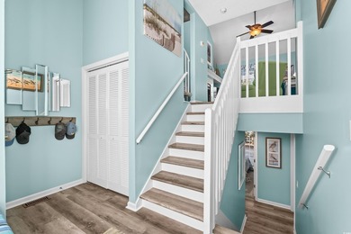 This Beautifully Decorated 2 bed 2 bath condo with loft, in - photo 6