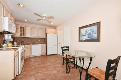 Welcome To 344 New York Ave. In Massapequa Park! This Beautiful - photo 17