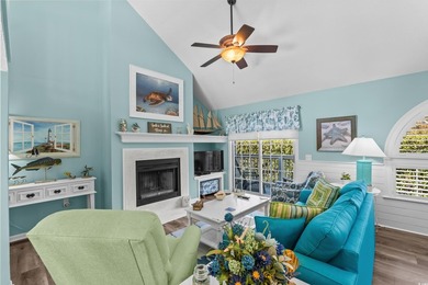 This Beautifully Decorated 2 bed 2 bath condo with loft, in - photo 9