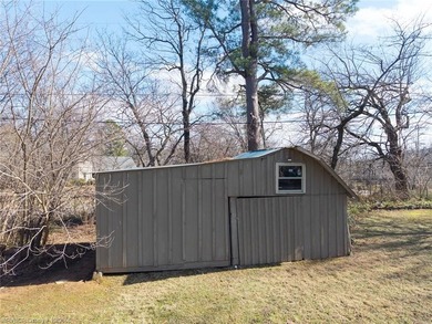 Price Reduced. Charming Traditional Home with a Central Fort - photo 20