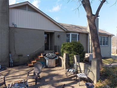 Price Reduced. Charming Traditional Home with a Central Fort - photo 21