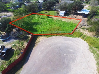 Lake Lot For Sale in Edinburg, Texas