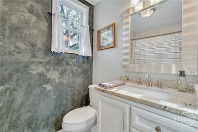 OVER 1600 RENOVATED SQUARE FEET SITUATED ON A DOUBLE LOT!! - photo 22