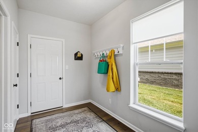 Welcome home to this stunning, move-in-ready 3-bedroom, 2-bath - photo 22