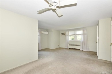 Welcome To 344 New York Ave. In Massapequa Park! This Beautiful - photo 23
