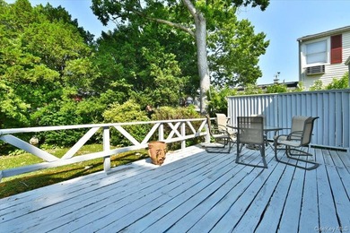 Welcome To 344 New York Ave. In Massapequa Park! This Beautiful - photo 25