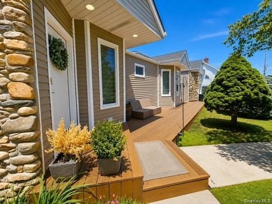 Welcome to this beautifully maintained home! Offering over 2,200 - photo 5
