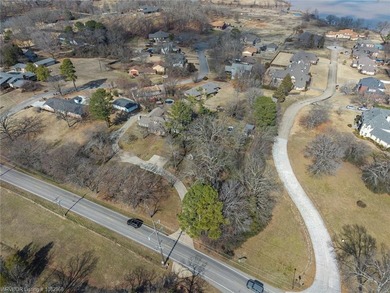 Price Reduced. Charming Traditional Home with a Central Fort - photo 26