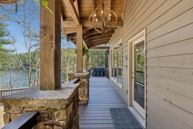 If you're seeking a peaceful and timeless Lake Rabun waterfront - photo 4