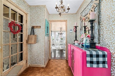 Price Reduced. Charming Traditional Home with a Central Fort - photo 45