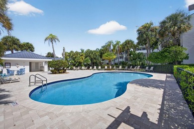 Enjoy over 1,460 sq. ft. of beautifully renovated Intracoastal - photo 26