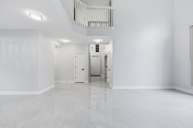 Immaculate, move-in ready 5-bed plus loft home on a prime corner - photo 29
