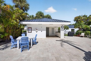 Enjoy over 1,460 sq. ft. of beautifully renovated Intracoastal - photo 30