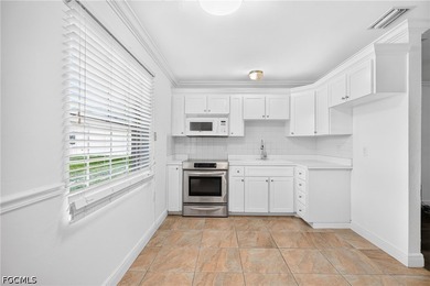 Welcome to this ideally located home in the heart of Fort Myers! - photo 8