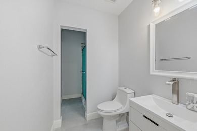 Immaculate, move-in ready 5-bed plus loft home on a prime corner - photo 40