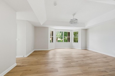 Immaculate, move-in ready 5-bed plus loft home on a prime corner - photo 44