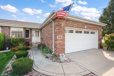 Lake Townhome/Townhouse For Sale in Crown Point, Indiana