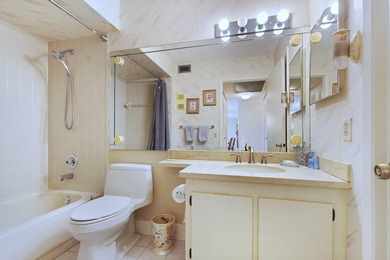 Lovingly maintained by the same owner since 1995, this beautiful - photo 10