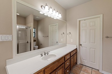 Custom-built 4-bedroom, 3-bath home on nearly 5 acres with a - photo 19