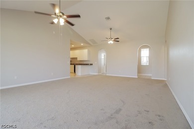 Clean and move-in ready home featuring a spacious open layout - photo 3