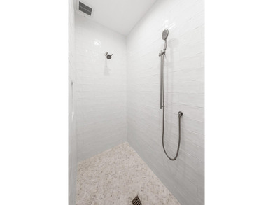 Welcome to 109 Dandelion Drive, perfectly positioned on the - photo 39
